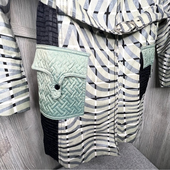 Custo Barcelona Multi Patch Print Trench Coat - Picture 2 of 8